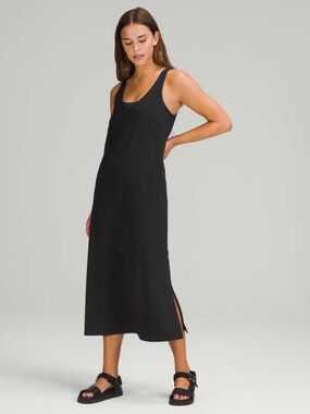 Lululemon V-Neck Midi Dress | Black | Size M | Like New | Athletic Casual